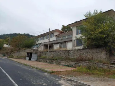 Ticari mülk Satılık 4950 с.Загражден BG