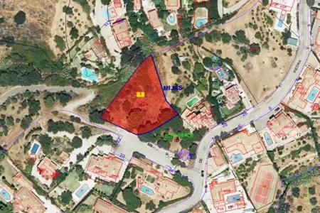 İnşaat arazisi Satılık 29650 Mijas ES
