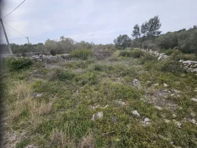 İnşaat arazisi Satılık 22213 Pirovac HR