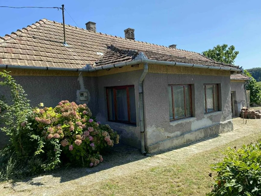 Ev Satılık - 8934 Bezeréd HU Image 2